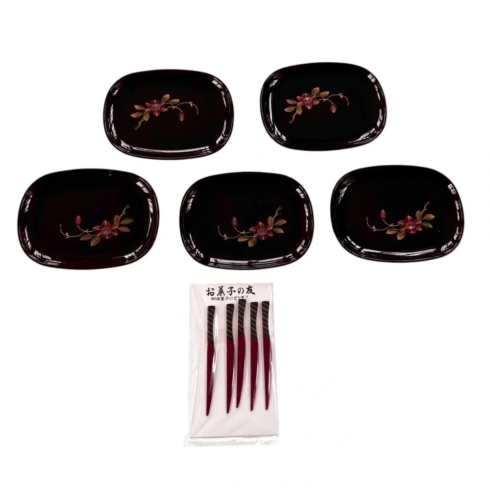 YAMAKATAYA Japanese Lacquerware Desert Plates and Picks Floral Design New in Box